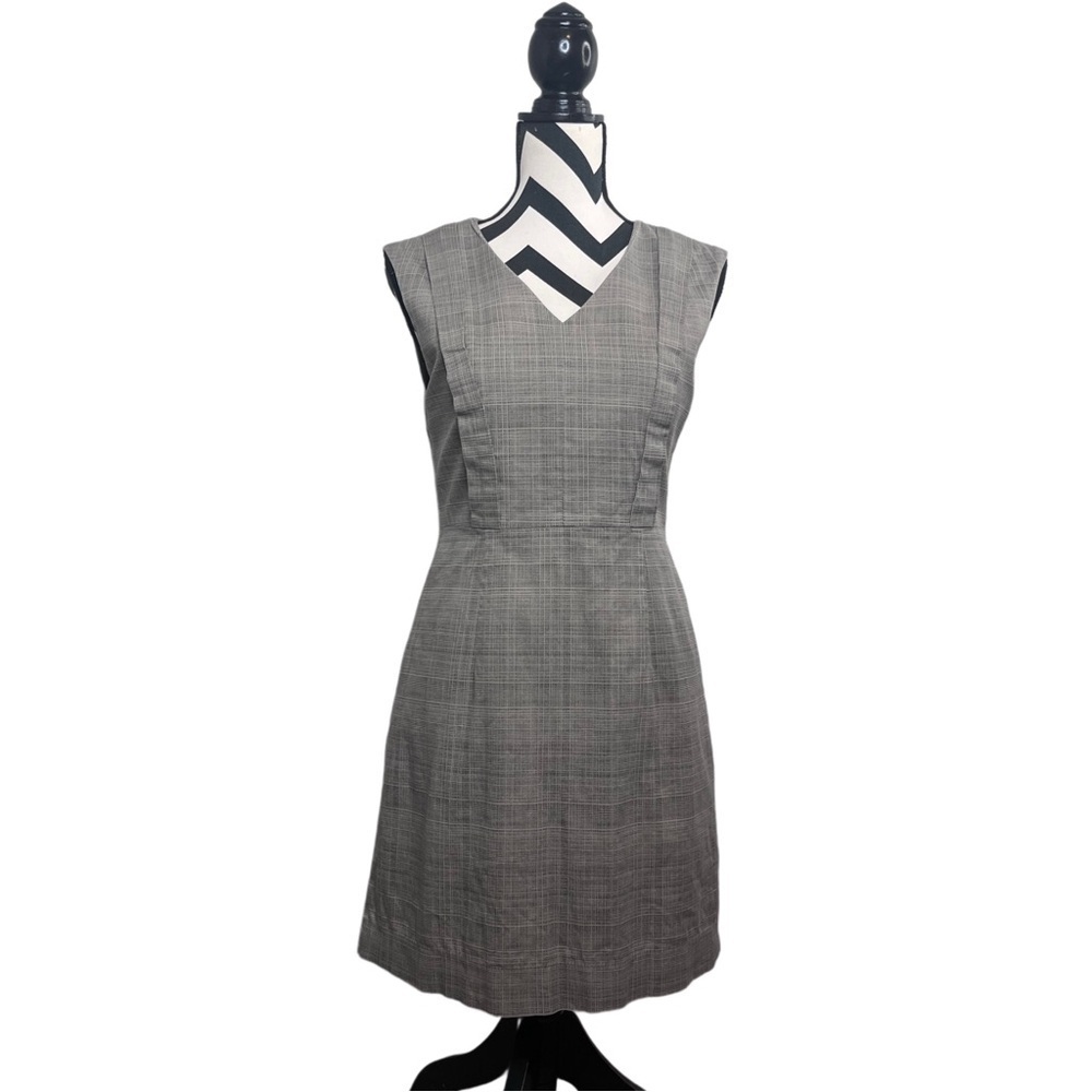 Elan Academia Sleeveless Sz L V-Neck Career Business Glen Plaid Shift Dress